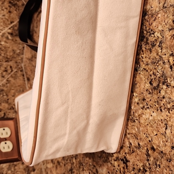 Santa Barbara Design Studio Weekend Vibes Tote - Picture 10 of 11